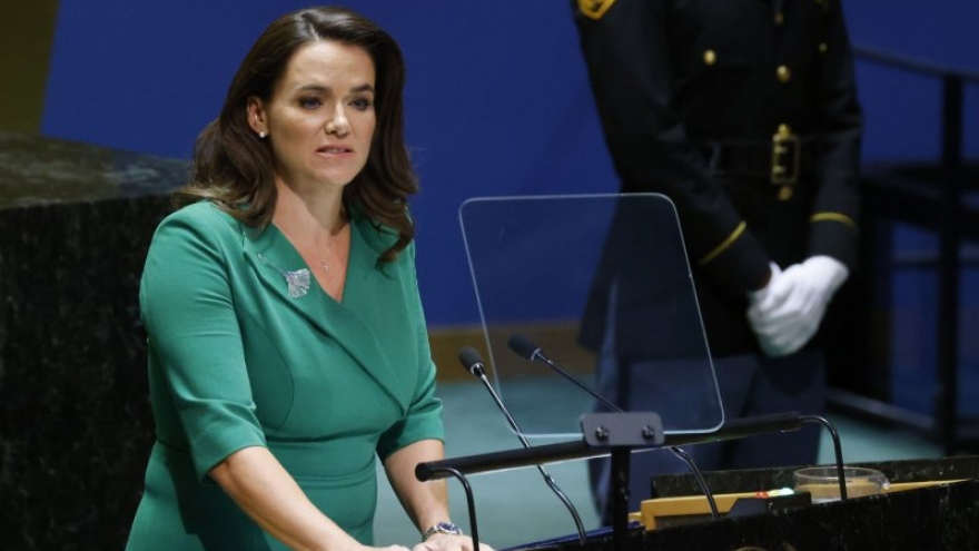 Tổng thống Hungary từ chức giữa làn sóng phẫn nộ về lệnh ân xá sai đối tượng